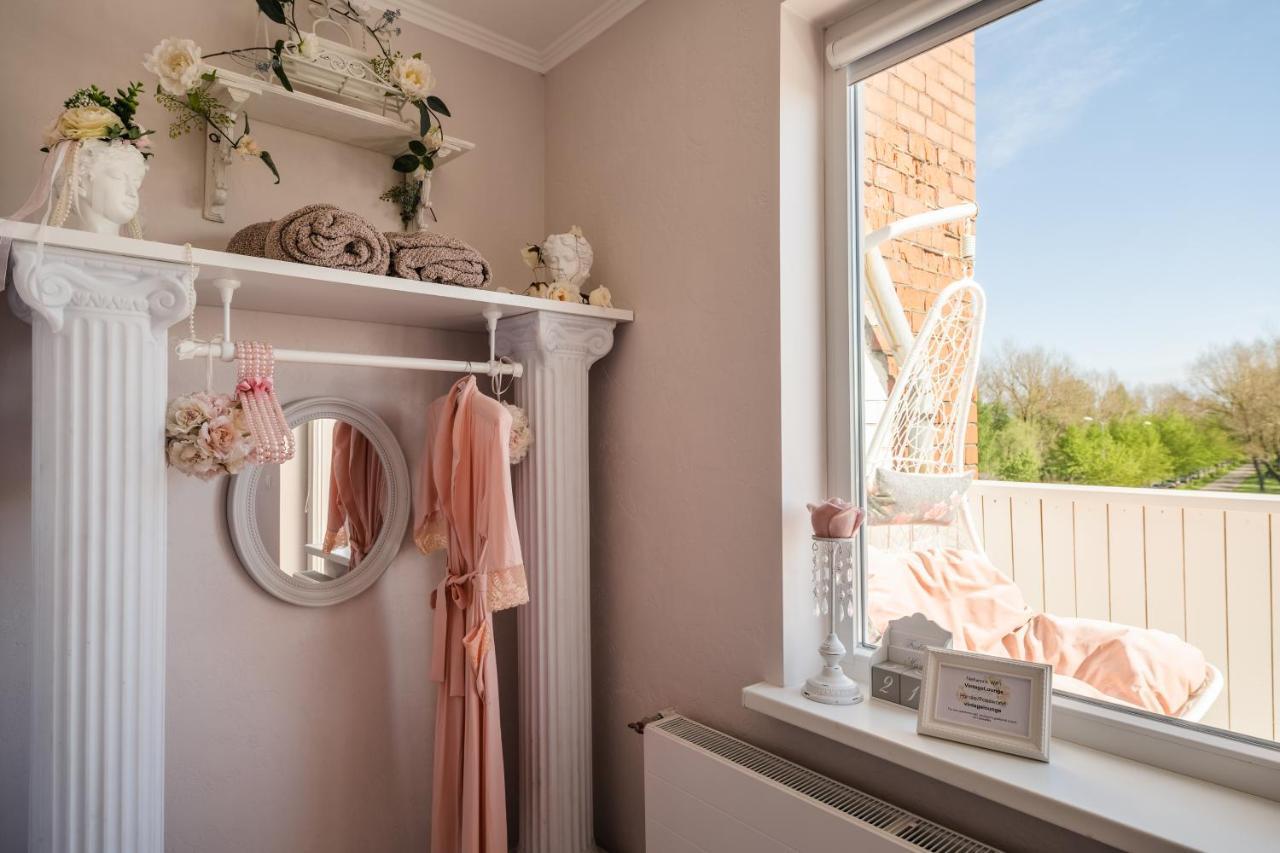 Vintage Lounge Studio With Sea View In Liepāja Екстериор снимка