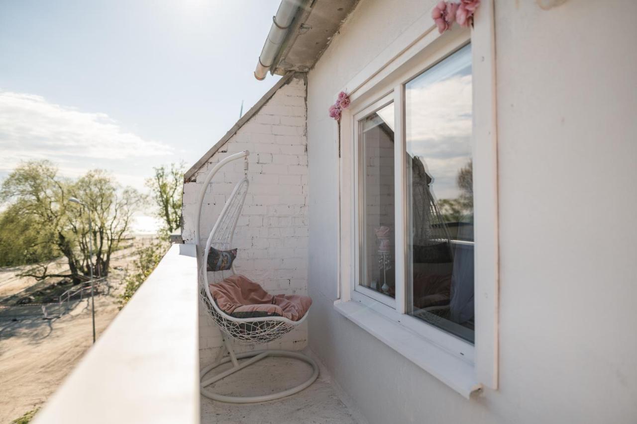 Vintage Lounge Studio With Sea View In Liepāja Екстериор снимка